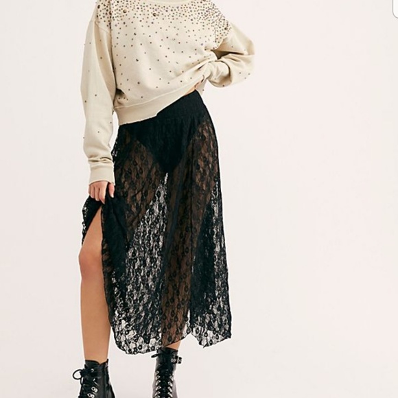 Free People Dresses & Skirts - Free People Electric Feels half slip XS black